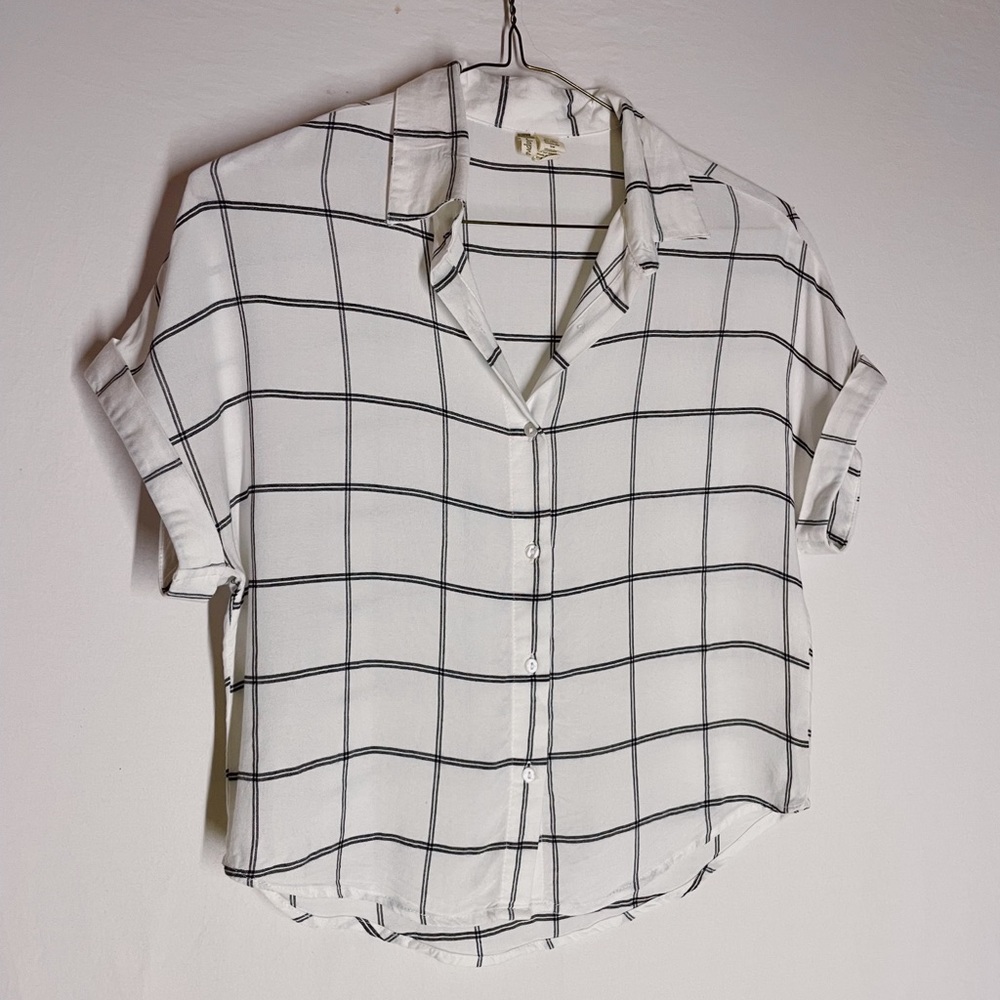 Striped B&W Button-Down - Picture 5 of 7